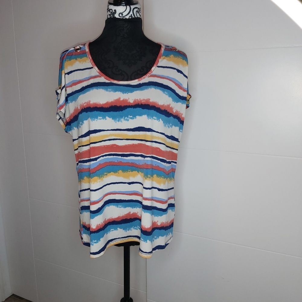 Short sleeved blouse